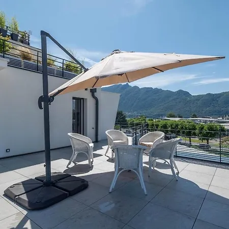 Le Bateau Dolce Apartment *